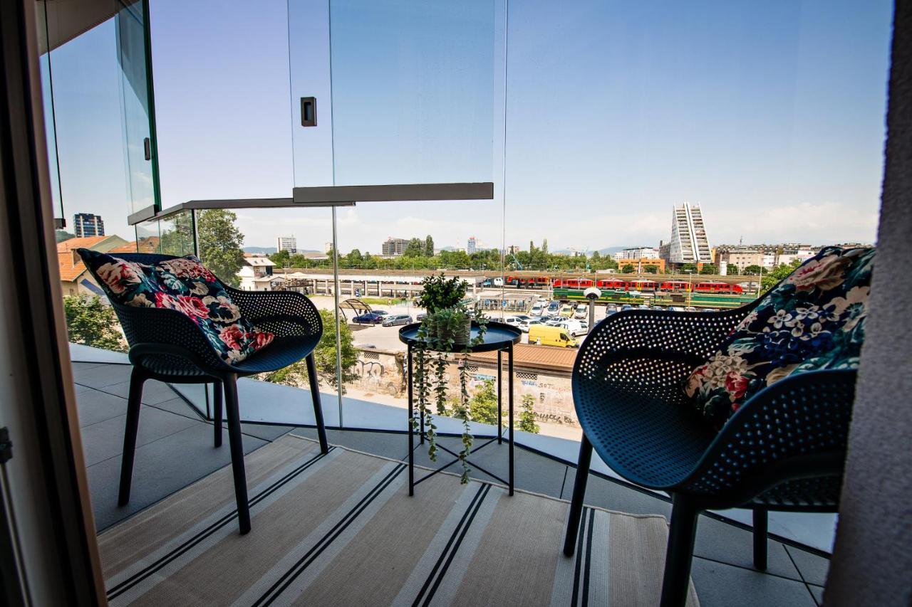 Sodoben Apartma V Centru Ljubljane リュブリャナ エクステリア 写真